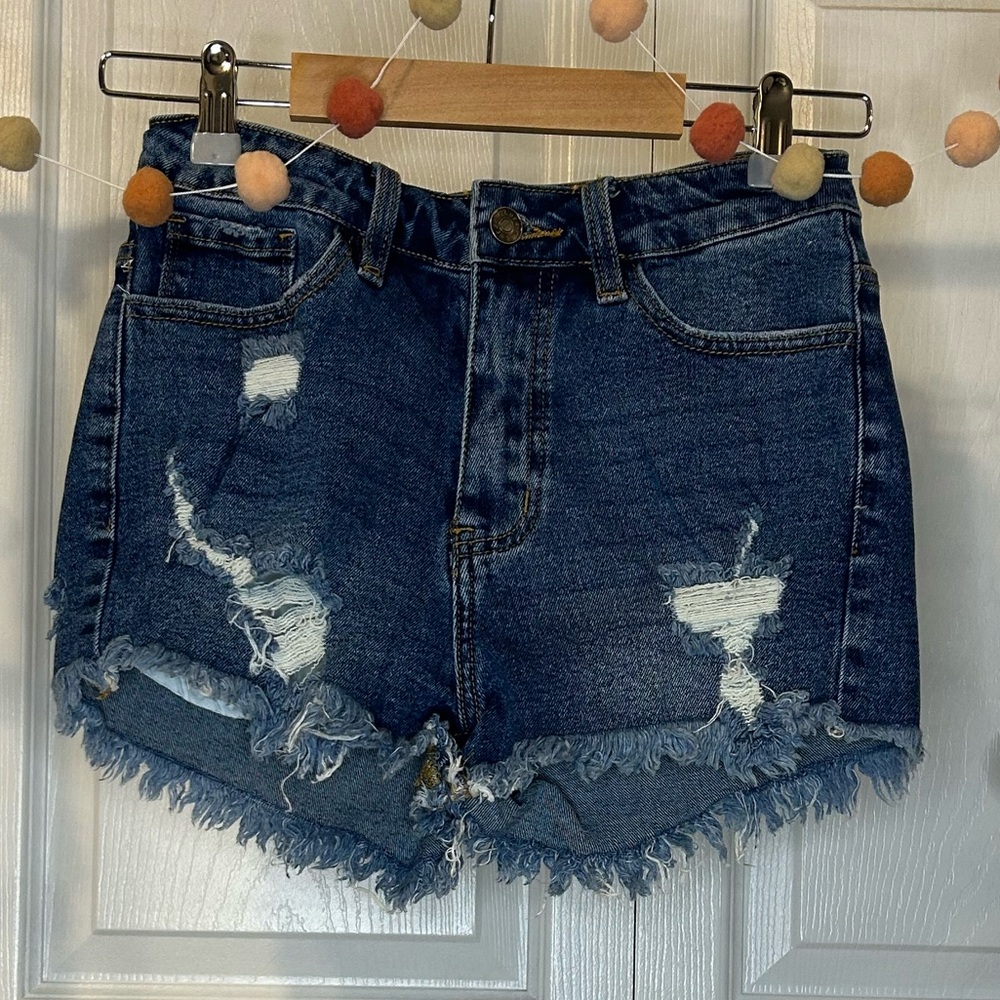 NWT KANCAN Distressed Denim Shorts Size Small